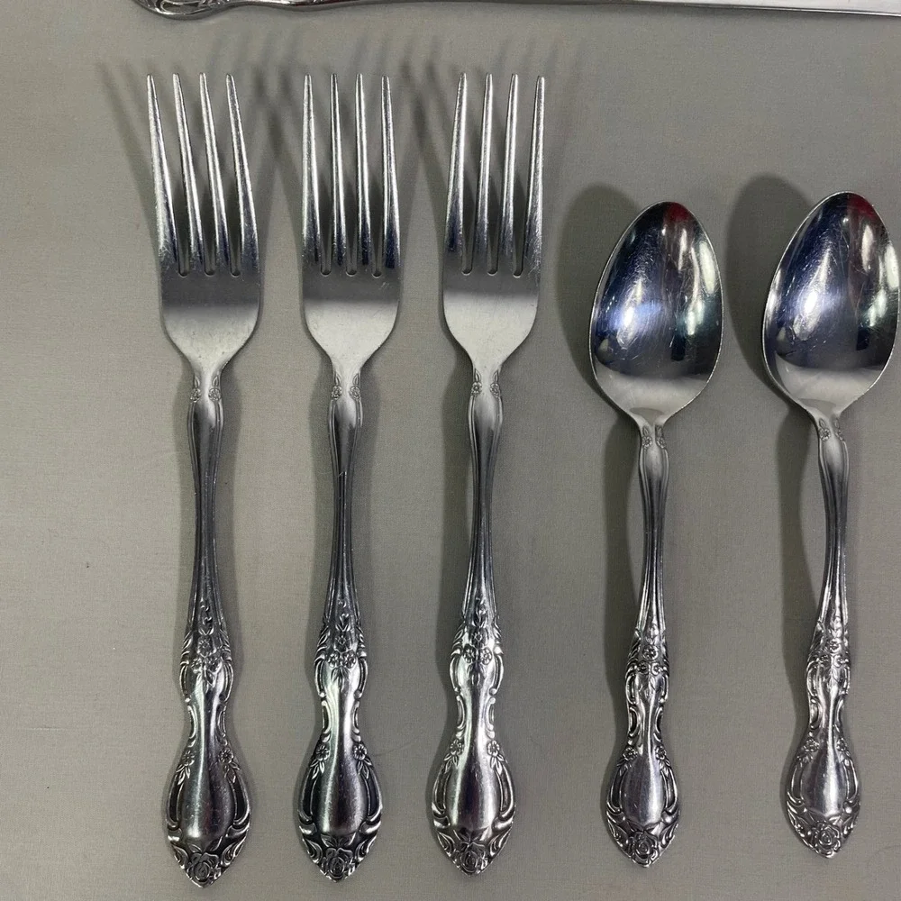 Reed & Barton Rebacraft‎ Candace-Andrea Stainless Steel 7 Piece Flatware Floral